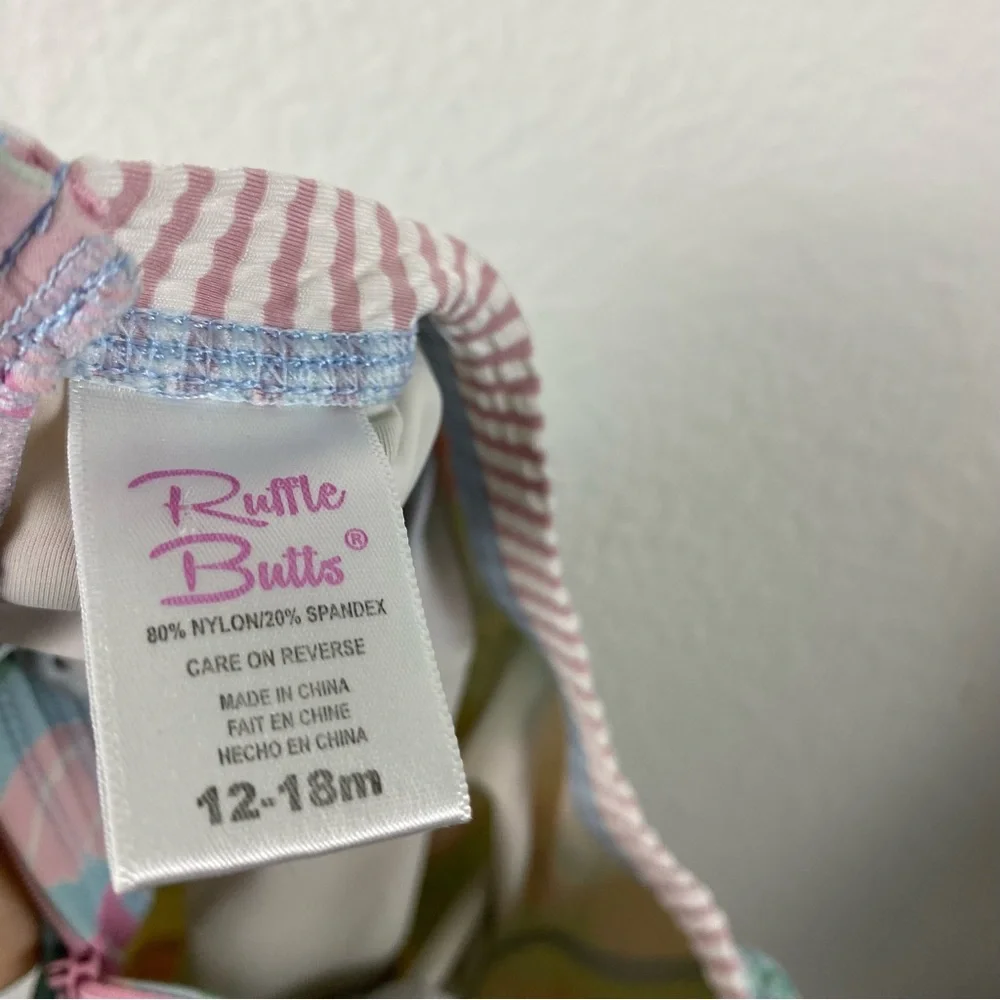 Ruffle Butts Girls 12-18 months Swimsuit Bathing Suit One Piece rash‎ guard